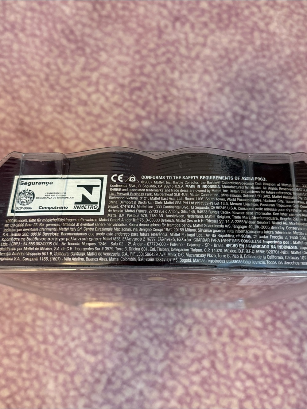 Alice in Wonderland Barbie - Silver Label - Picture 9 of 11